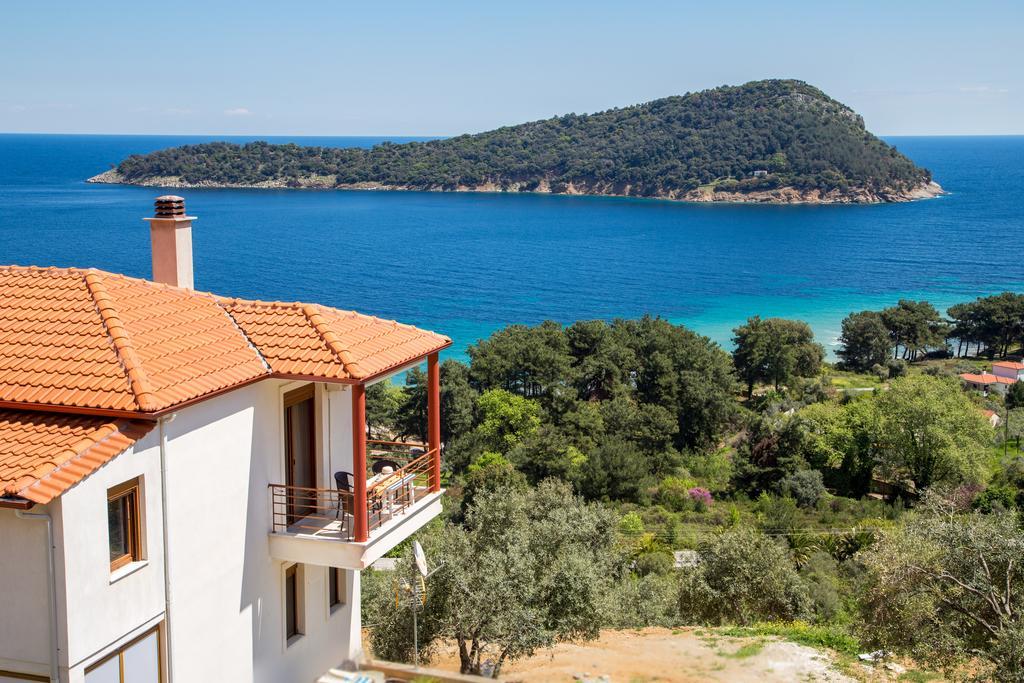 Aphrodite Villas Koinira Exterior foto