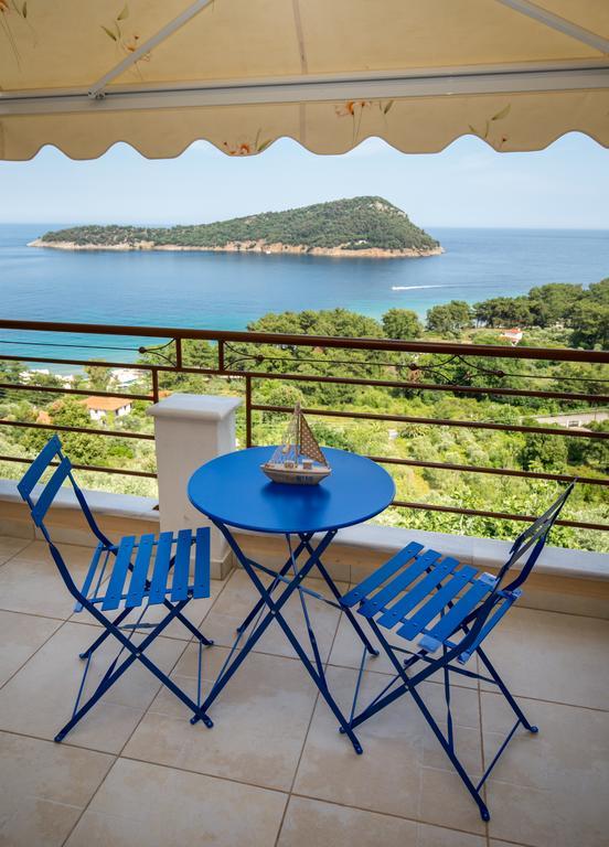 Aphrodite Villas Koinira Exterior foto